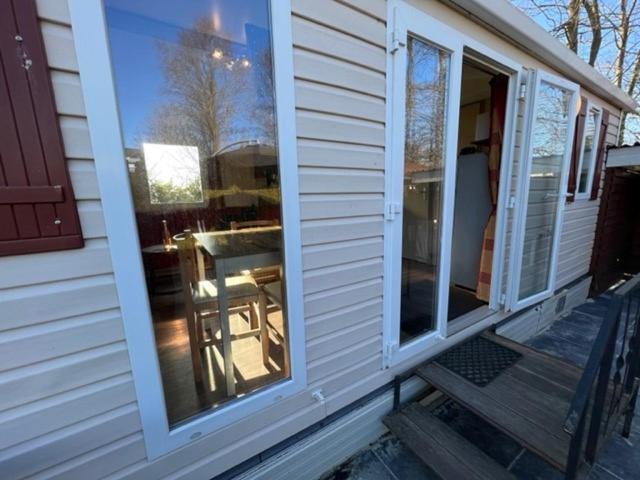 Hotel Chalet Kajuit 418 Op 5 Sterren Camping Bergumermeer Suameer Exterior foto